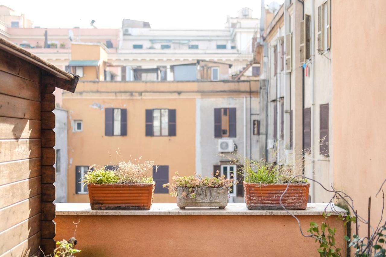 Spacious Apartment With Big Terrace At Colosseum Roma Ngoại thất bức ảnh