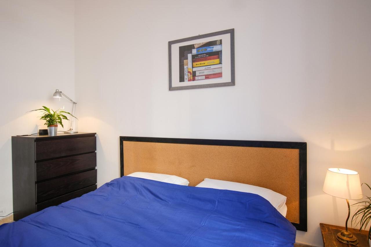Spacious Apartment With Big Terrace At Colosseum Roma Ngoại thất bức ảnh